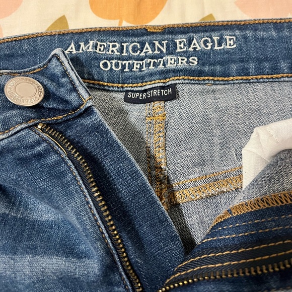 American Eagle Super Stretch Hi-Rise Shortie - Picture 4 of 6